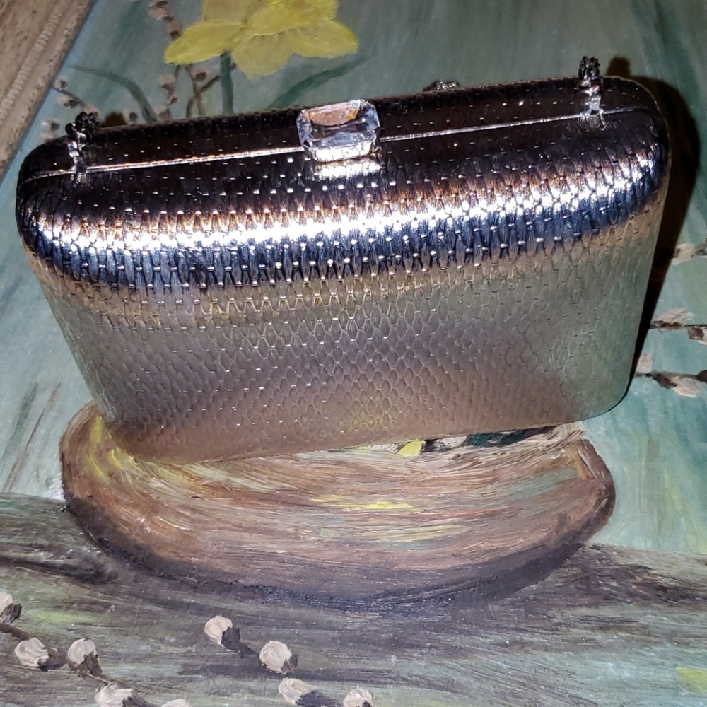 NEIMAN MARCUS Italian Metal Handbag Purse